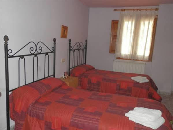 Hostal El Portalico Linares de Mora Exteriör bild
