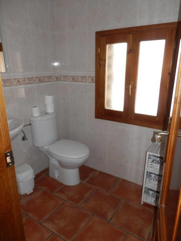 Hostal El Portalico Linares de Mora Exteriör bild