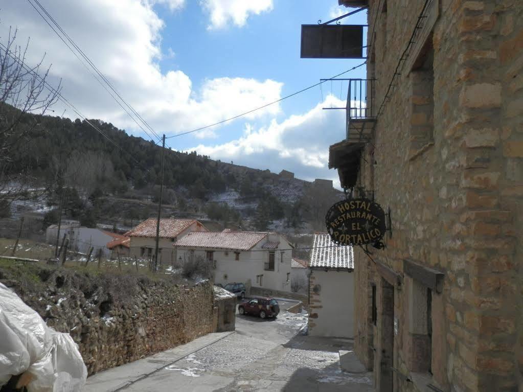 Hostal El Portalico Linares de Mora Exteriör bild
